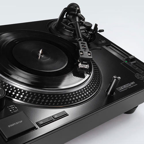 Nuevo Tornamesa Reloop RP-7